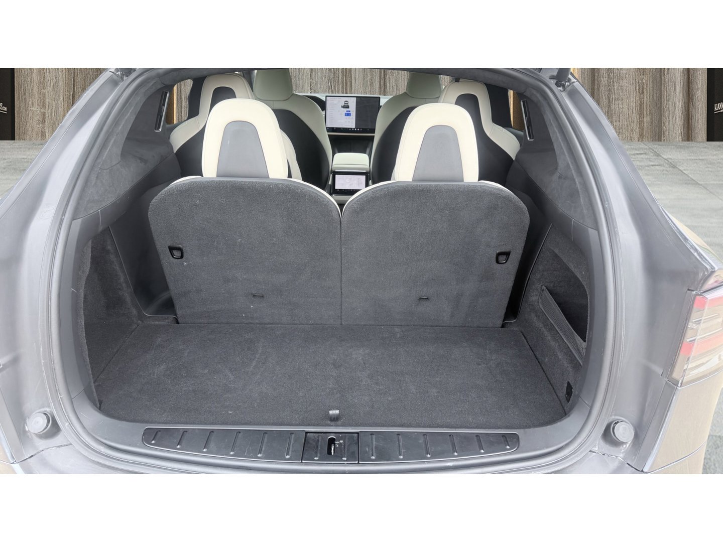 Used 2023 Tesla Model X AWD/4WD image 16