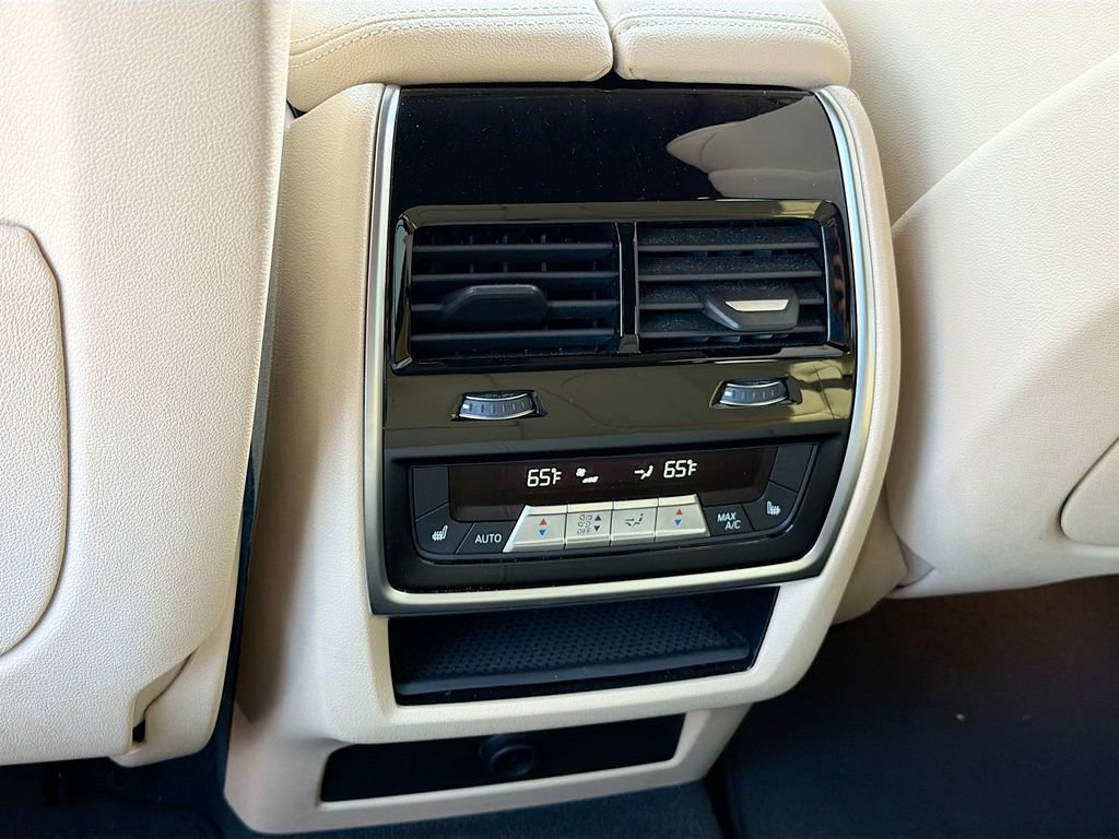Used 2020 BMW X5 xDrive40i w/ Premium Package AWD/4WD image 24
