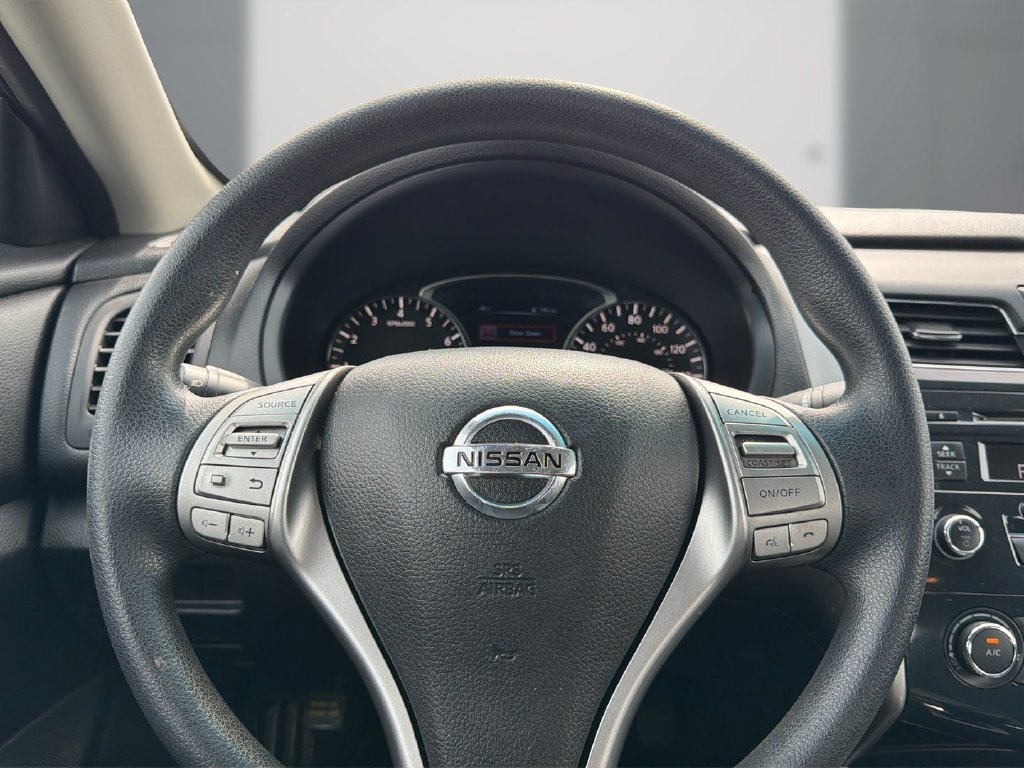 Used 2015 Nissan Altima 2.5 S w/ Power Driver Seat Package FWD image 18