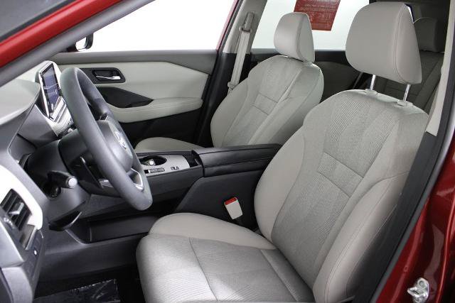 Certified 2024 Nissan Rogue SV FWD image 20
