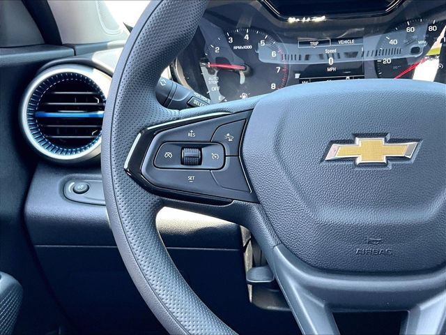 New 2026 Chevrolet Trax LS w/ LS Convenience Package FWD image 17