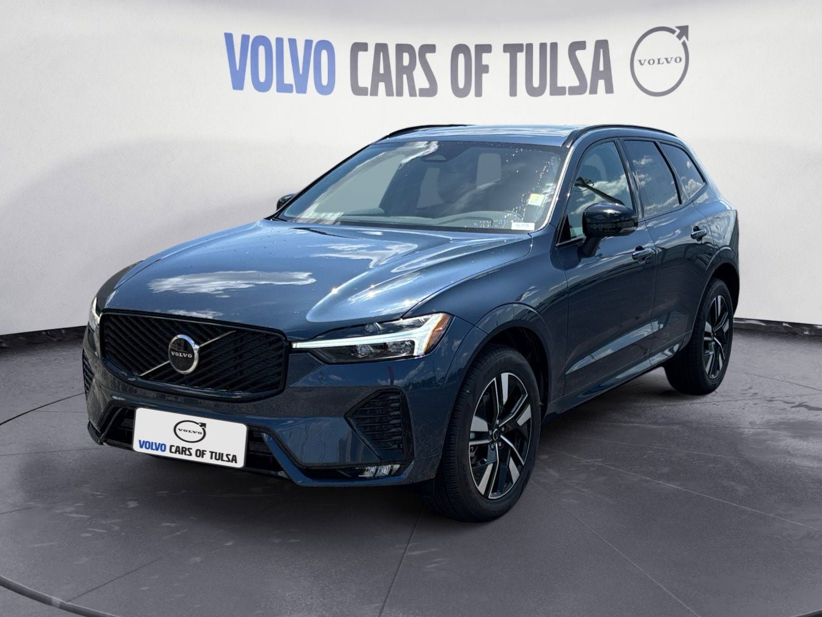 New 2026 Volvo XC60 B5 Core w/ Protection Package Premier AWD/4WD image 1
