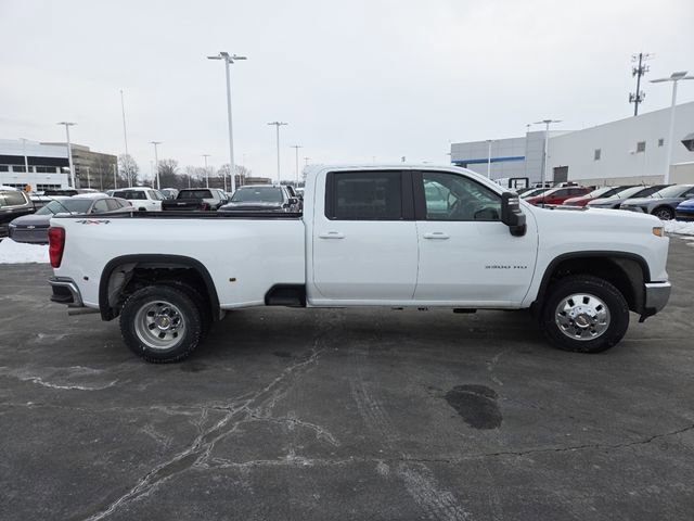 New 2026 Chevrolet Silverado 3500 LT image 17