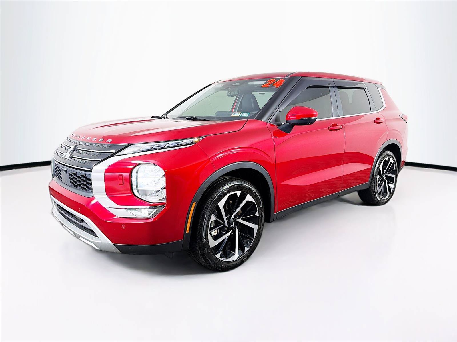 Used 2024 Mitsubishi Outlander SE AWD/4WD image 7
