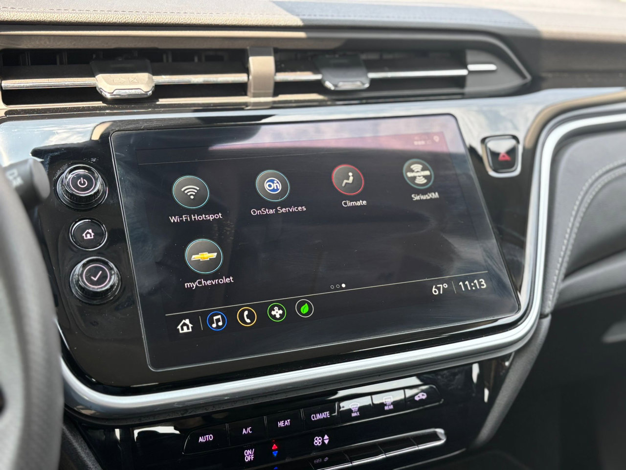 Used 2023 Chevrolet Bolt EUV LT image 32