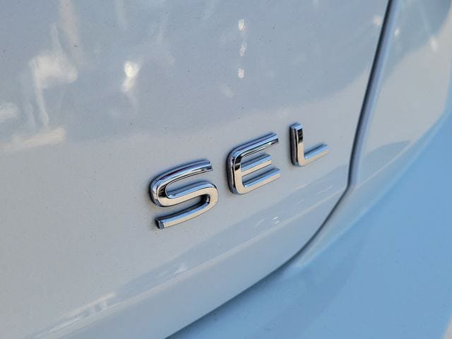 Used 2023 Volkswagen Jetta SEL FWD image 7