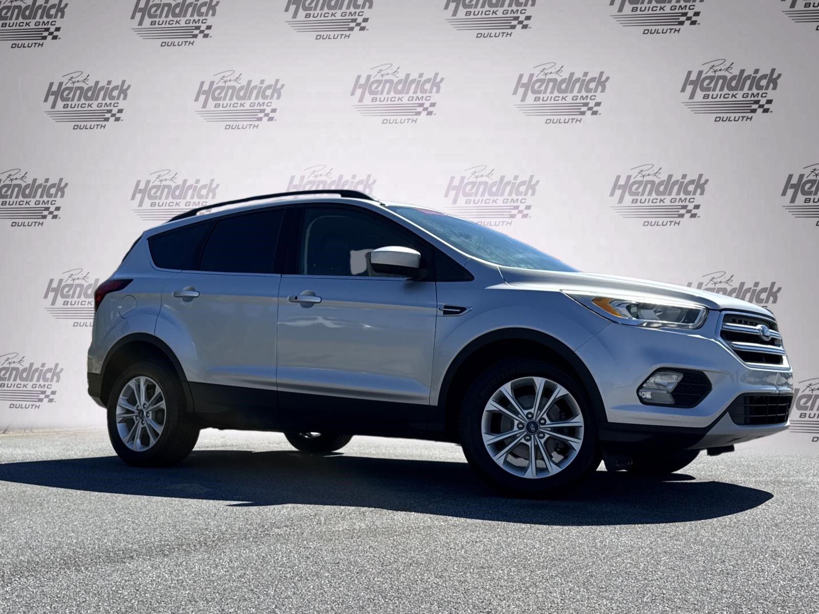 Used 2019 Ford Escape SEL FWD image 2