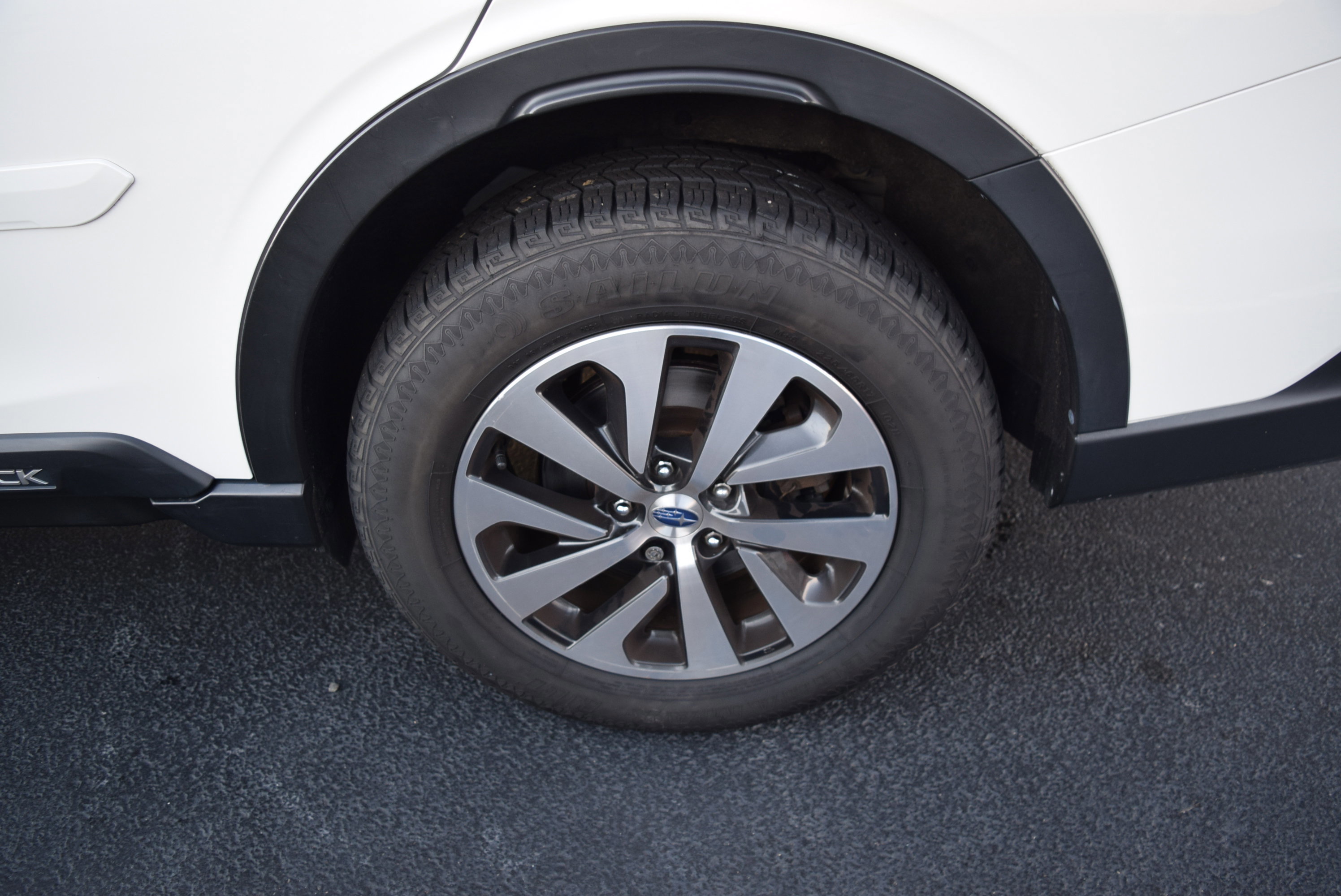 Used 2021 Subaru Outback Premium image 6