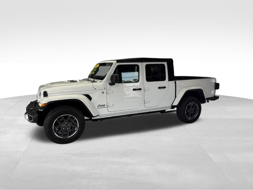 Used 2021 Jeep Gladiator Overland w/ Cold Weather Group AWD/4WD video 2