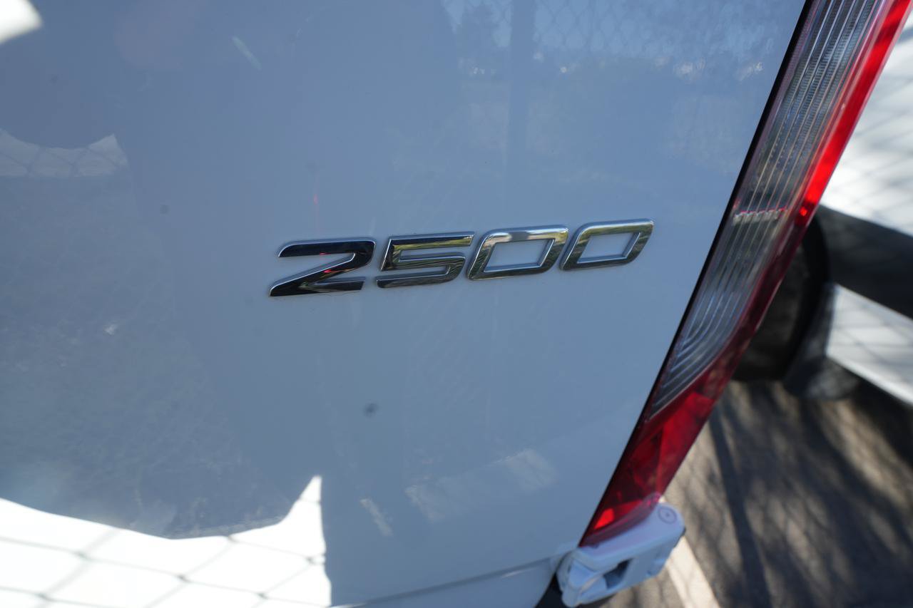 Used 2024 Mercedes-Benz Sprinter 2500 image 23