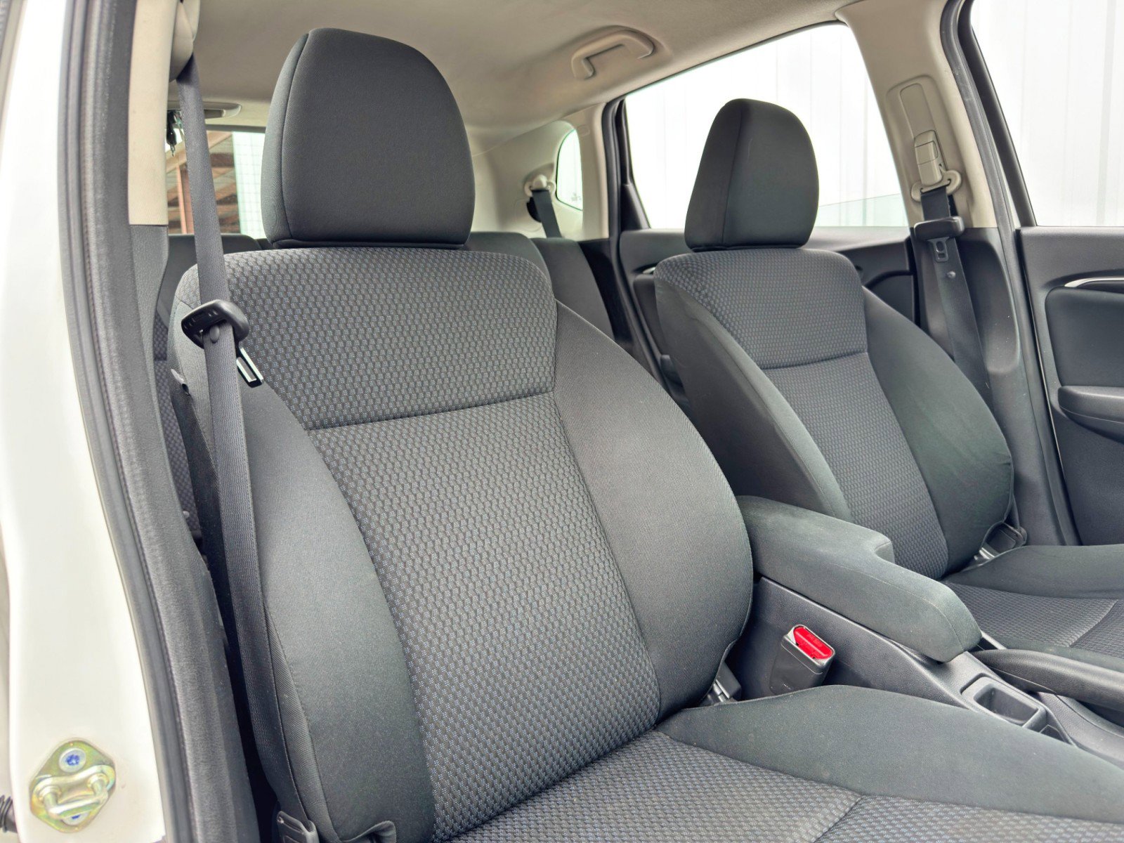 Used 2020 Honda Fit LX image 29