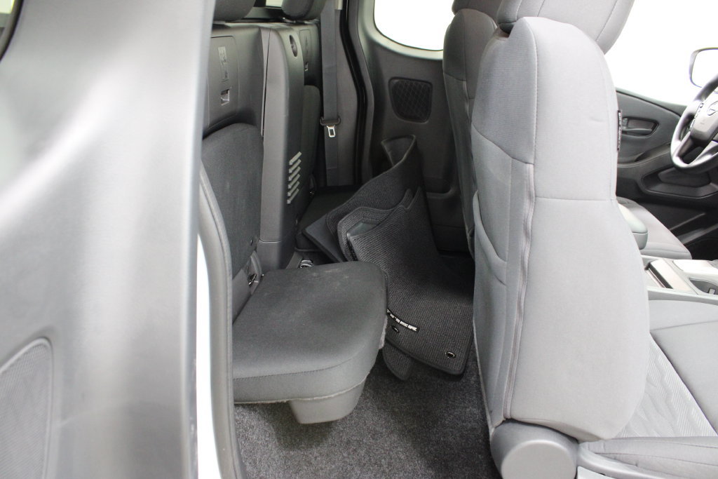 Used 2026 Nissan Frontier S RWD image 18