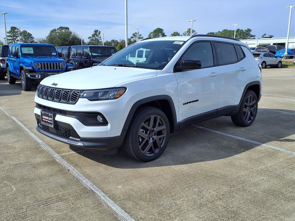 New 2026 Jeep Compass Altitude image 3