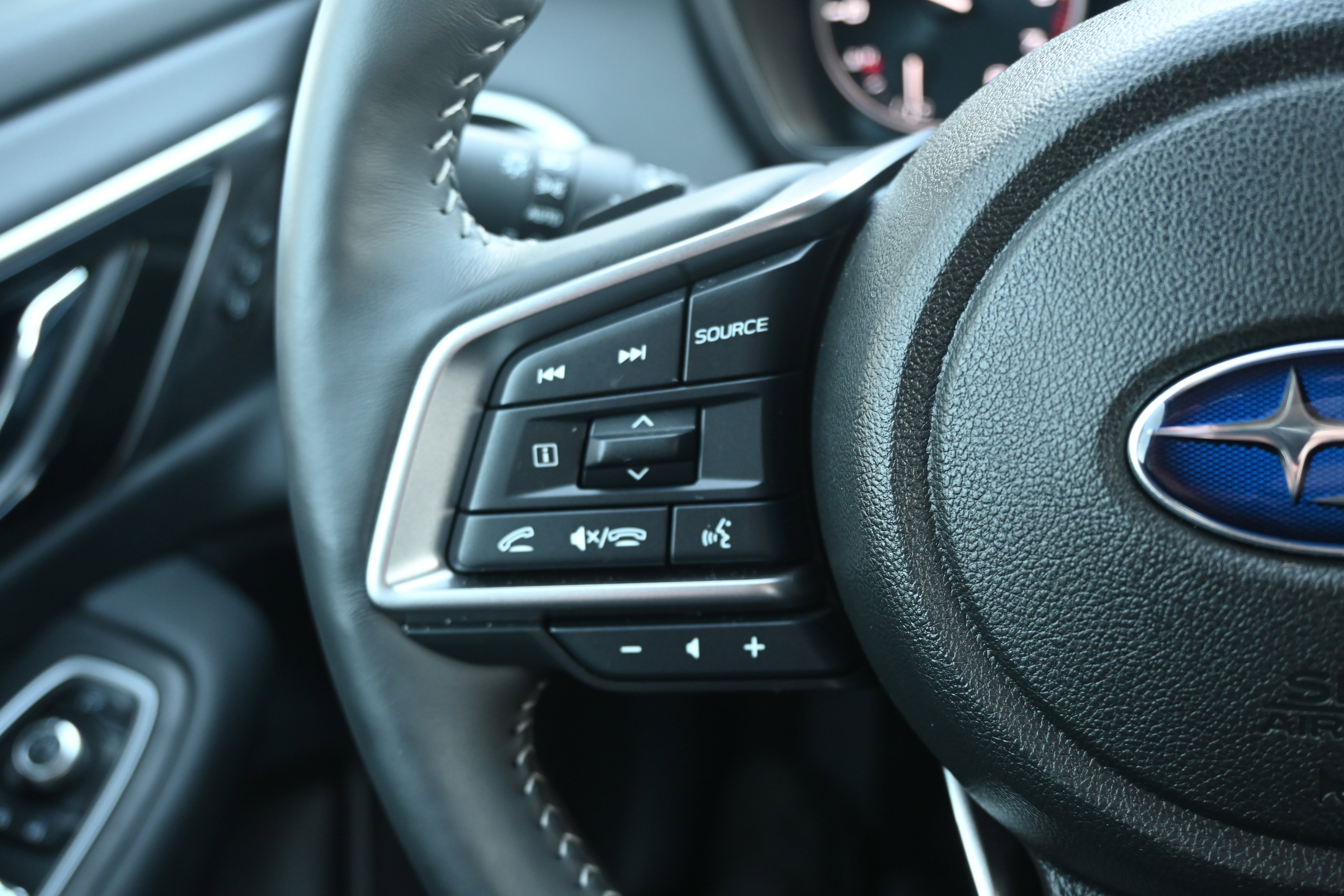 Certified 2025 Subaru Outback Touring image 18