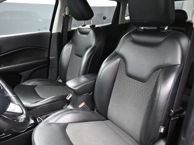 Used 2018 Jeep Compass Altitude image 13
