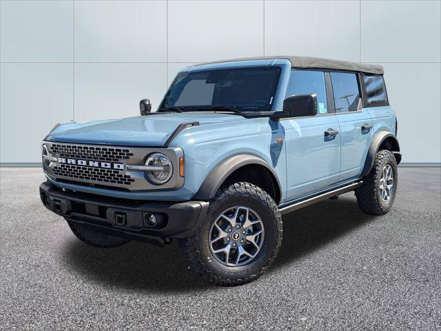 Certified 2023 Ford Bronco Badlands AWD/4WD image 1