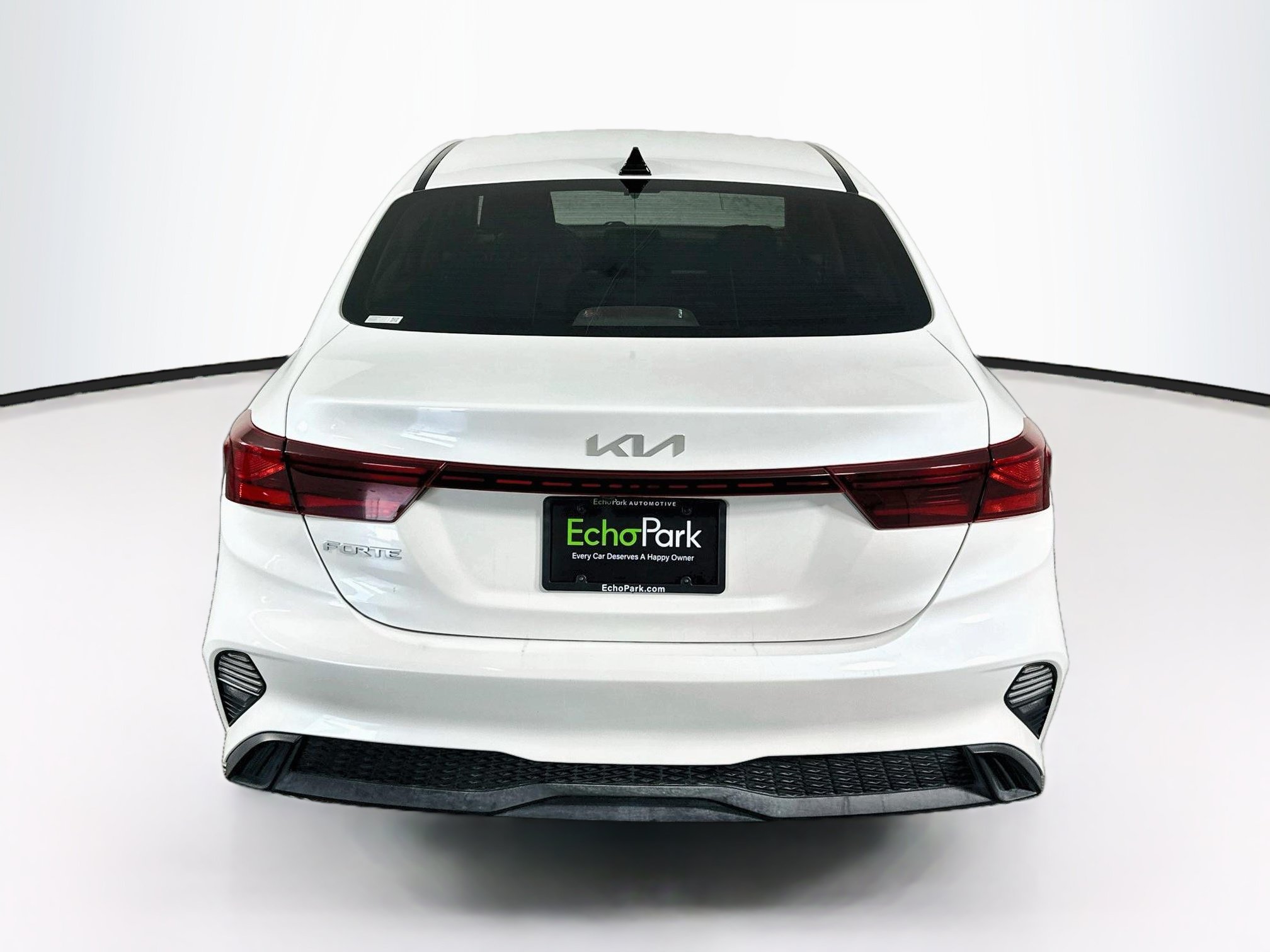 Used 2022 Kia Forte LXS FWD image 7