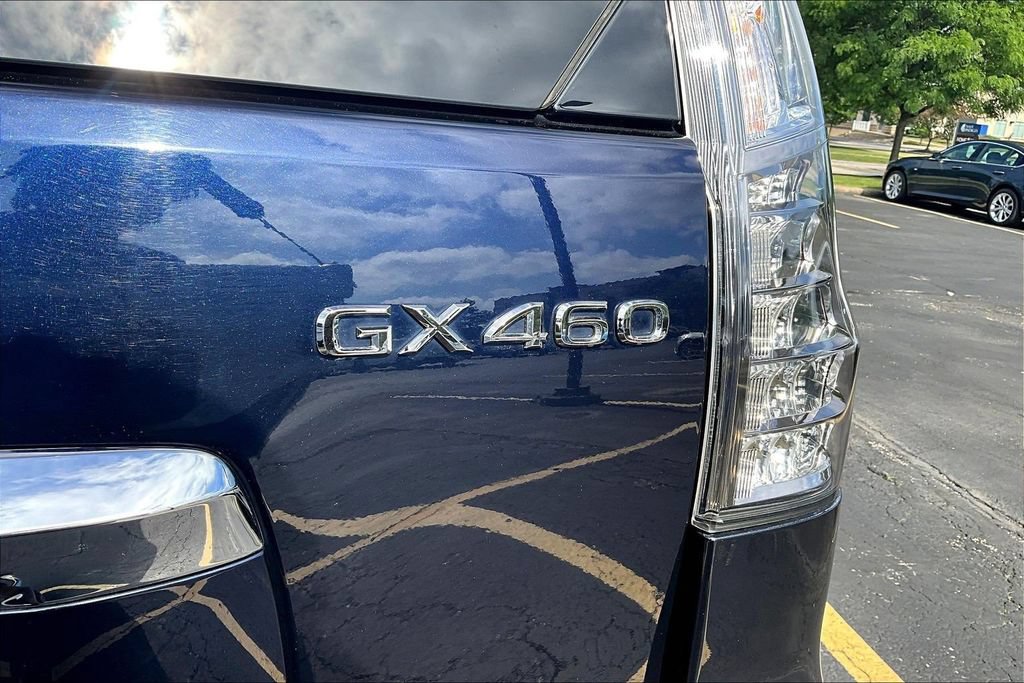 Used 2018 Lexus GX 460 Luxury w/ Preferred Accessory Package AWD/4WD image 24