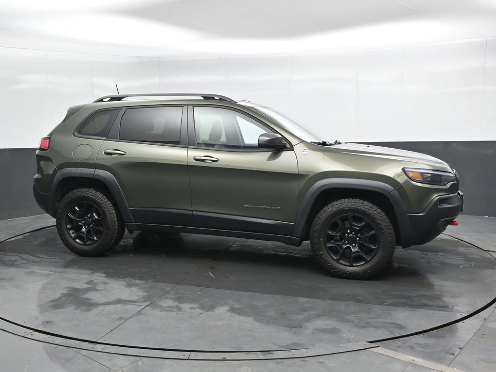 Used 2020 Jeep Cherokee Trailhawk w/ Comfort/Convenience Group image 3