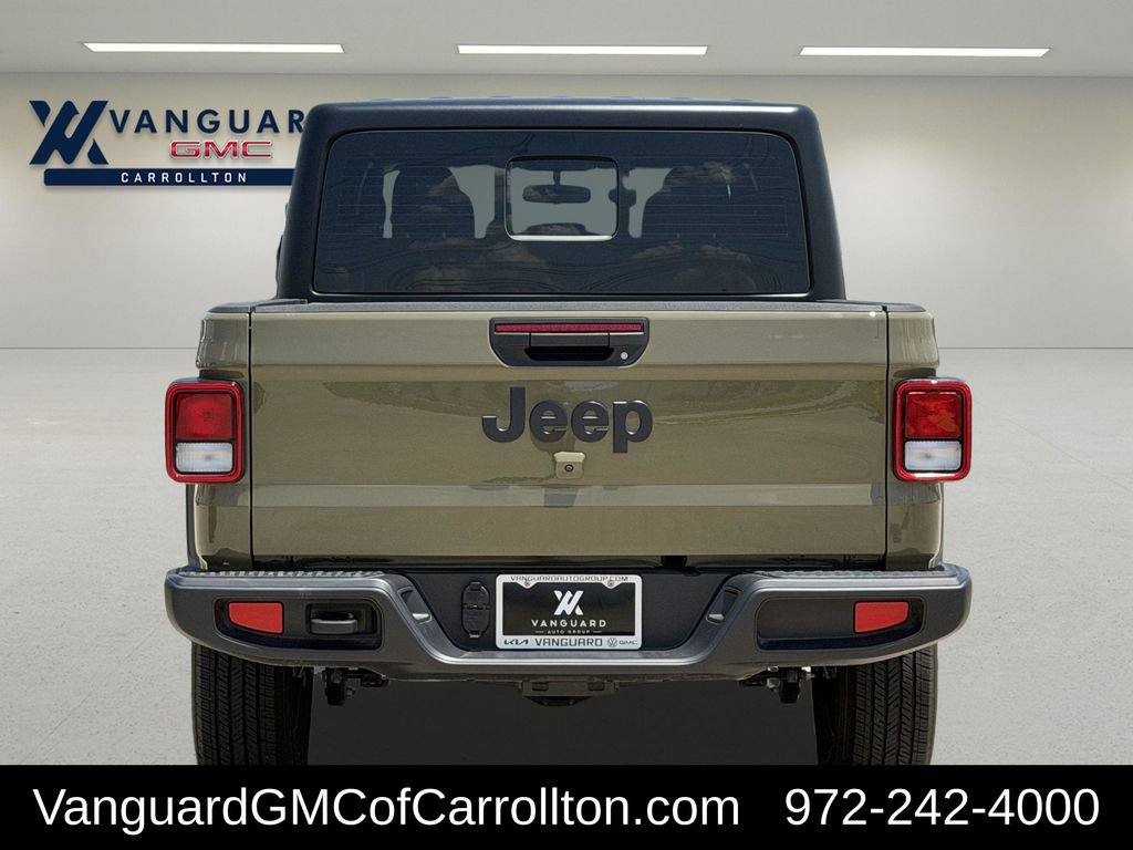 Used 2026 Jeep Gladiator Sport AWD/4WD image 7