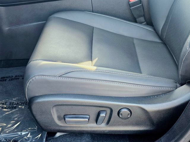 Used 2022 Lexus RX 450h AWD w/ Premium Package image 17