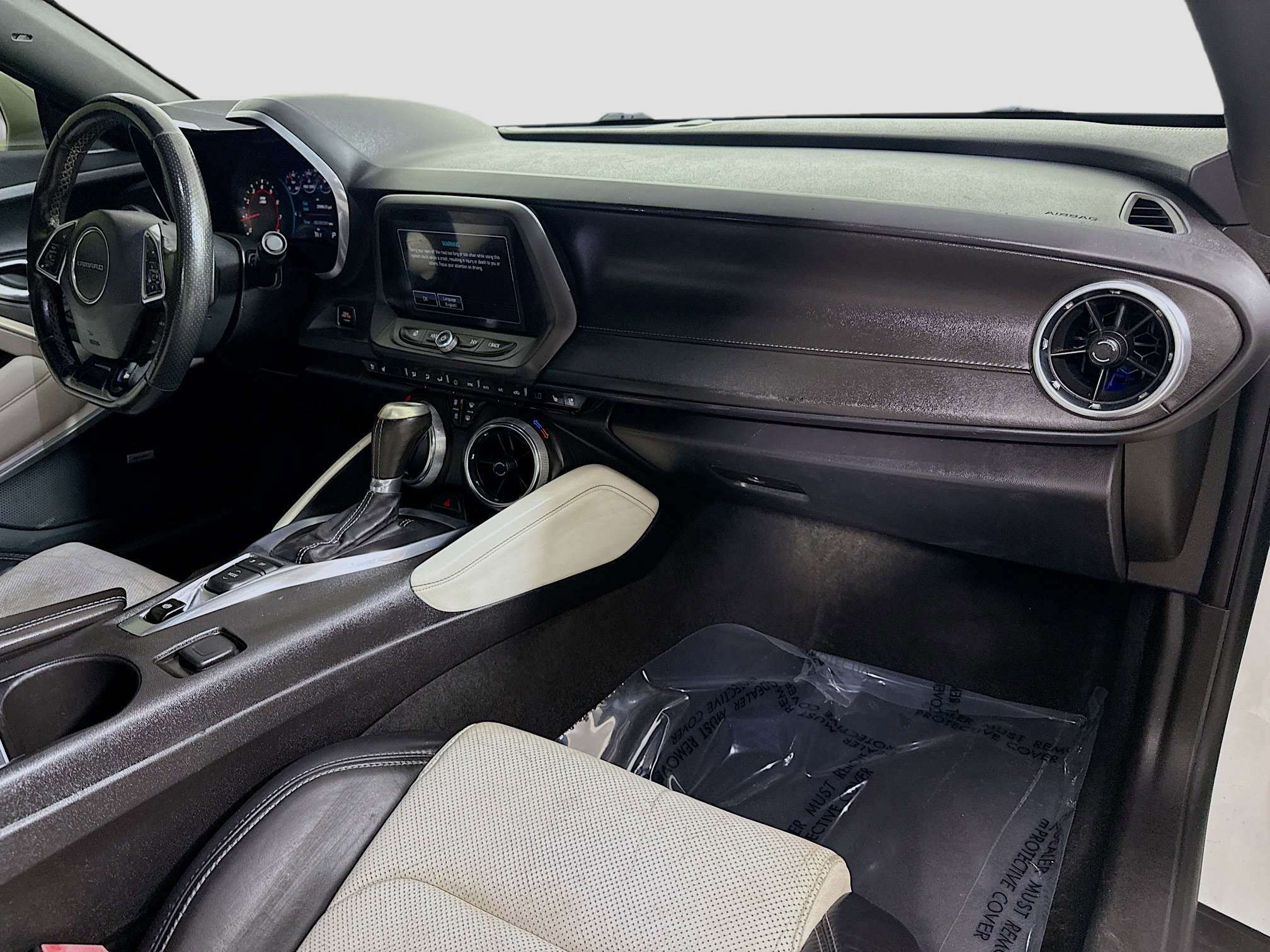 Used 2016 Chevrolet Camaro LT image 28