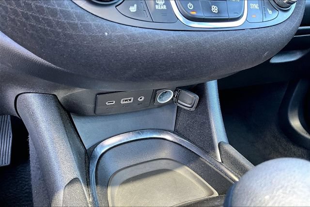 Used 2024 Chevrolet Malibu LT FWD image 15
