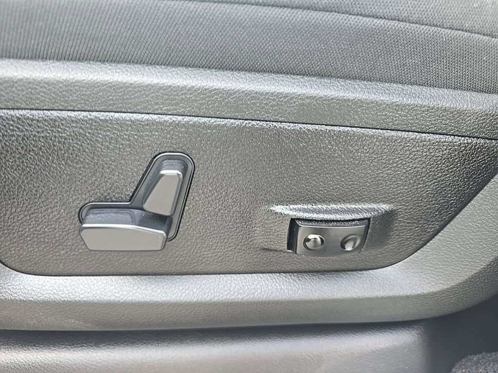 New 2025 RAM 2500 Big Horn image 30