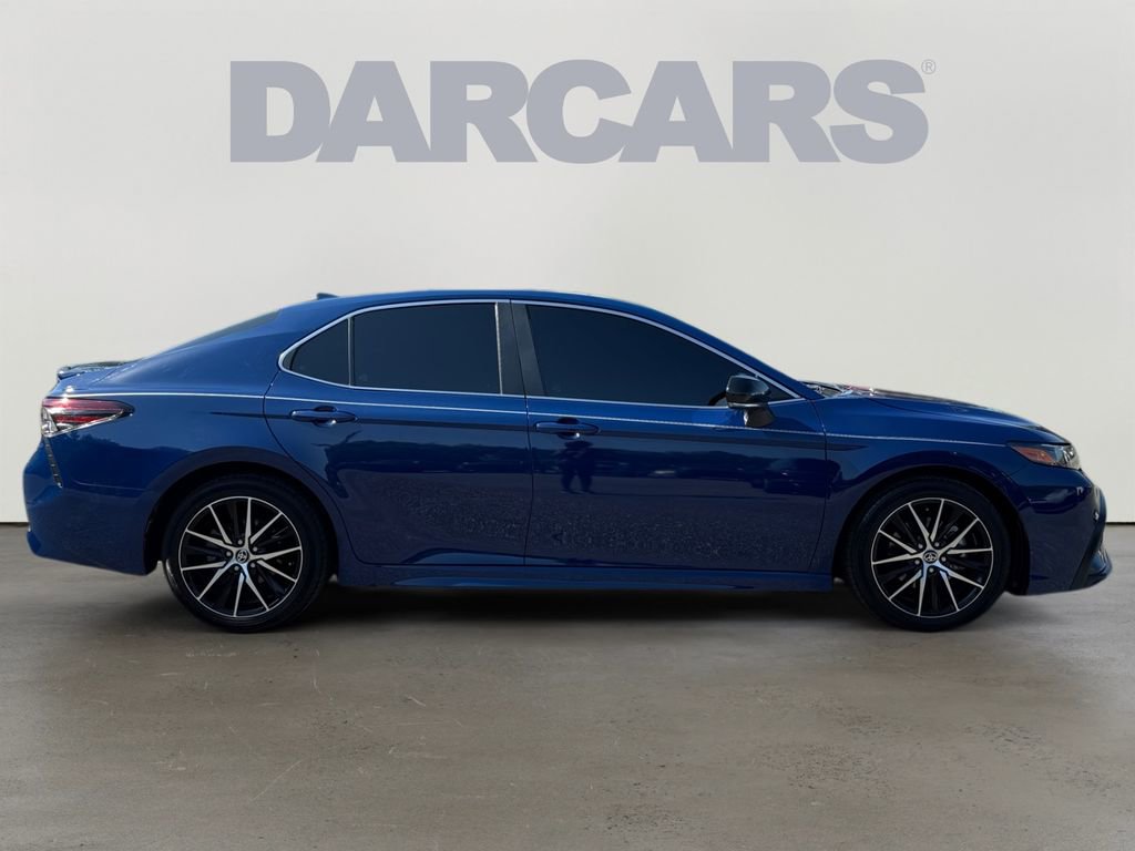 Used 2023 Toyota Camry SE FWD image 8
