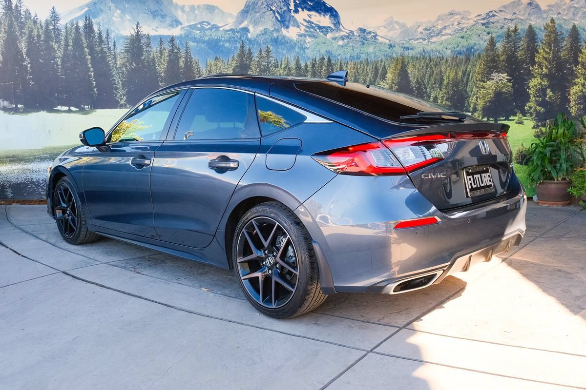 Used 2023 Honda Civic Sport Touring image 4