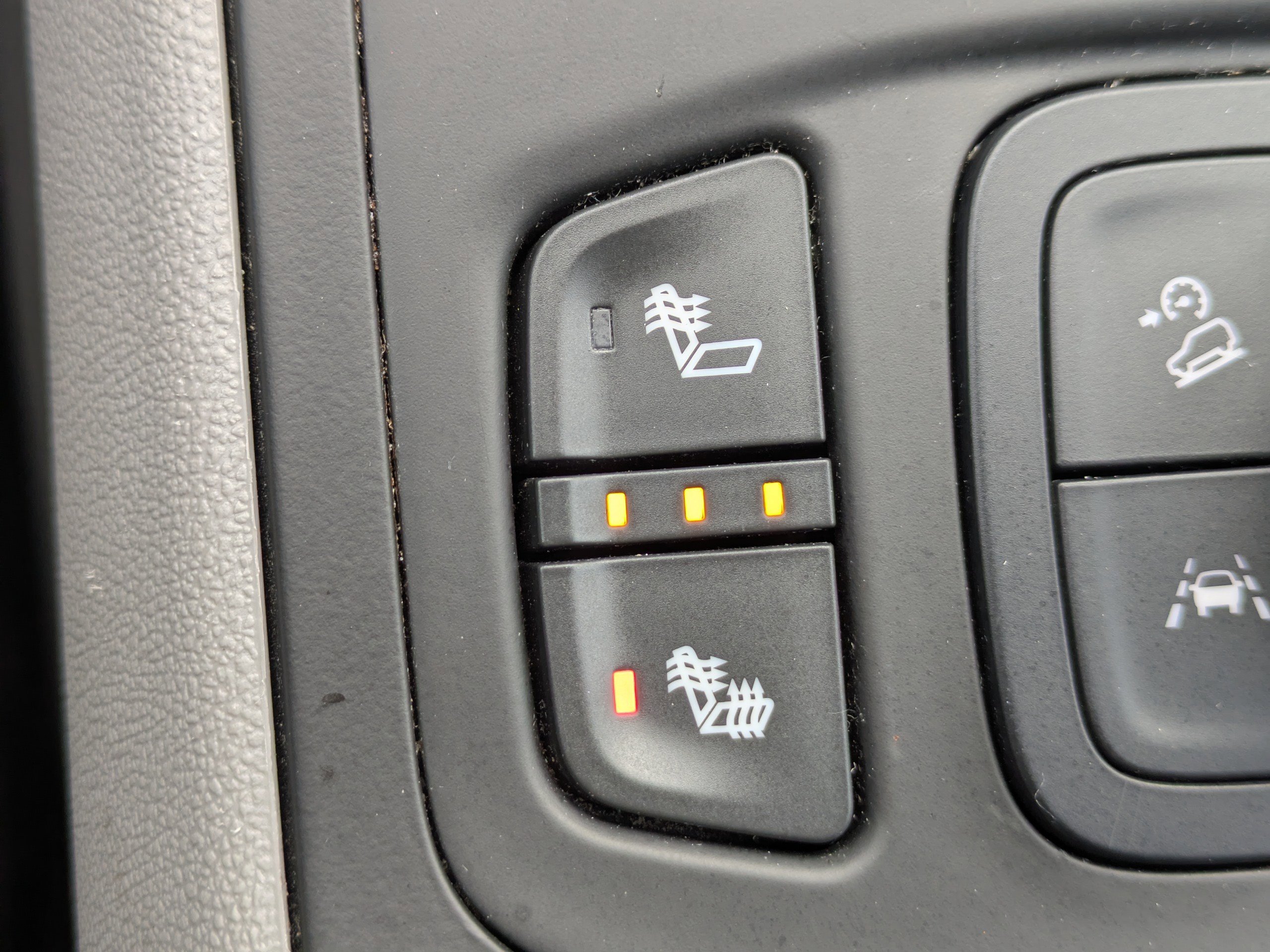 Used 2023 GMC Terrain SLT image 25