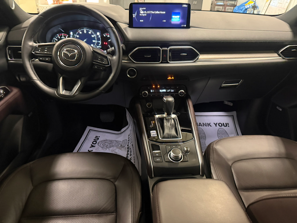 Used 2023 MAZDA CX-5 Signature AWD/4WD image 2