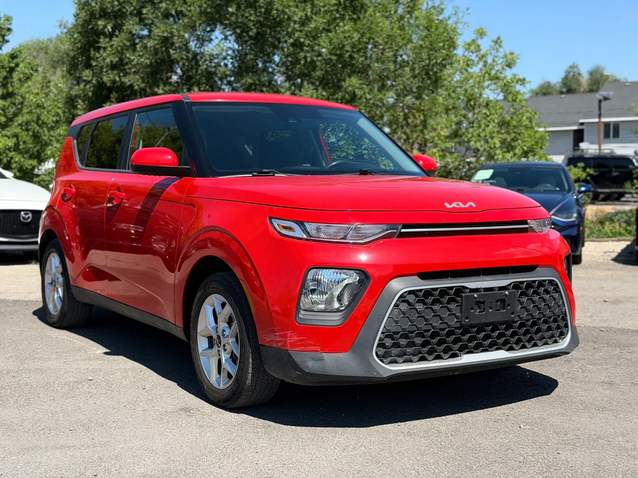 Used 2022 Kia Soul LX w/ Technology Package FWD image 1