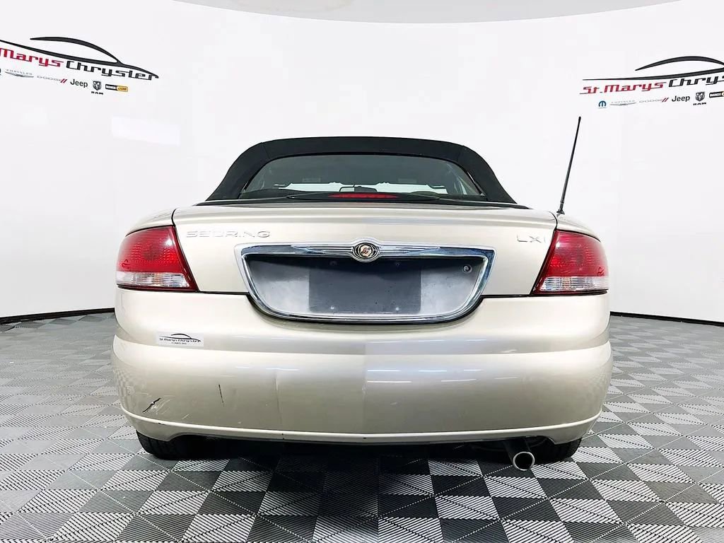 Used 2002 Chrysler Sebring LXi image 7