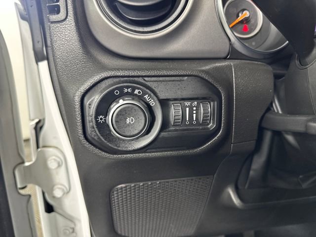 Used 2022 Jeep Wrangler Unlimited Sport image 19