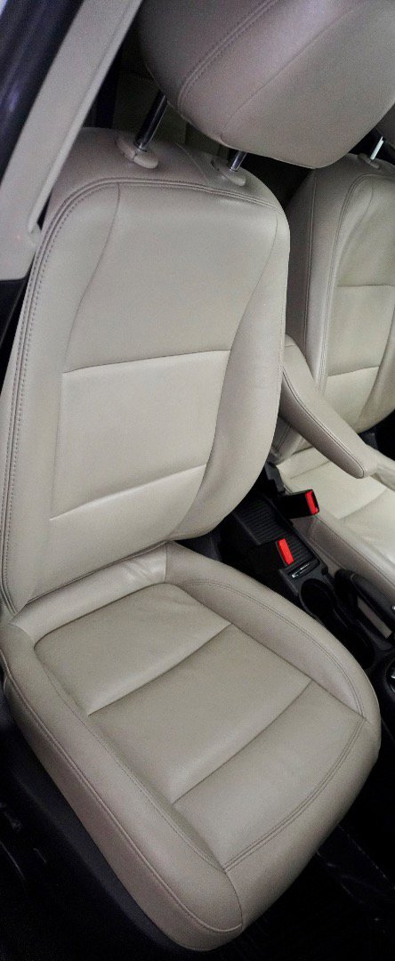 Used 2018 Buick Encore Premium image 9