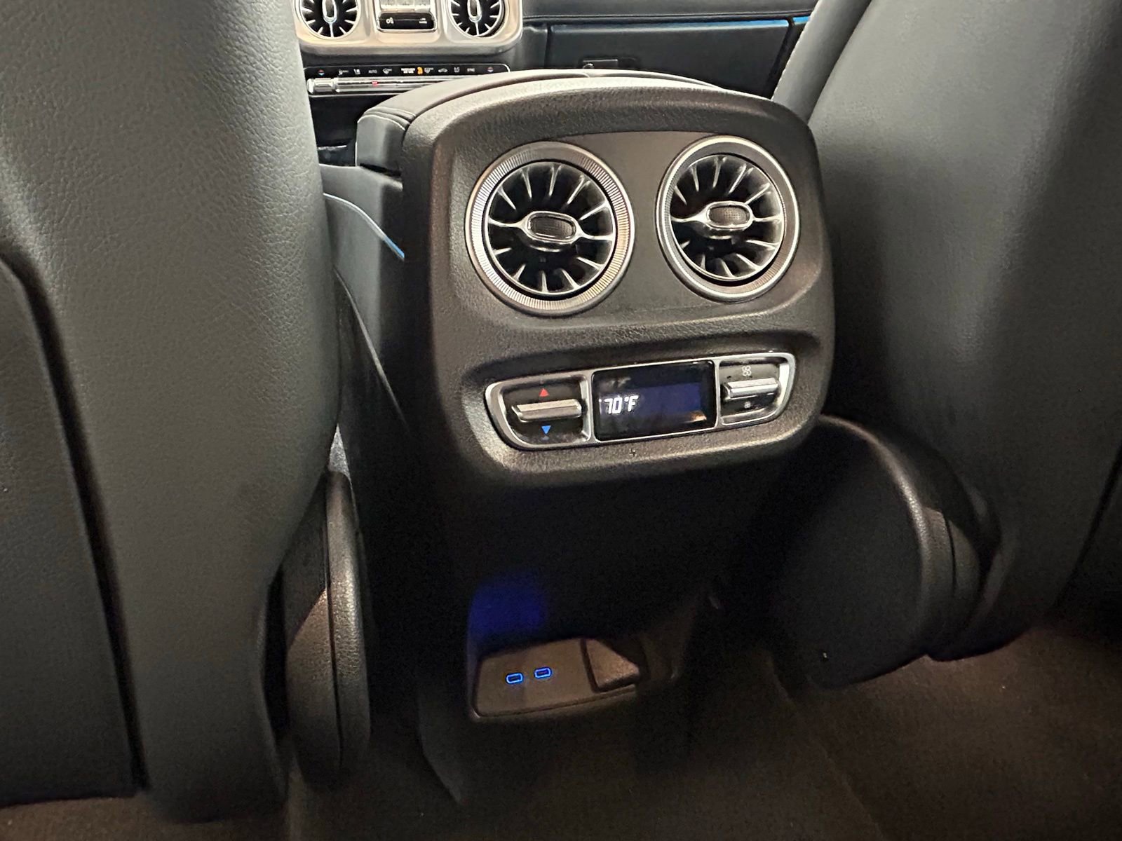 Used 2025 Mercedes-Benz G 550 image 37