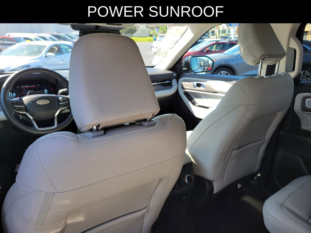 Used 2025 Ford Explorer Platinum w/ LUX Leather Package AWD/4WD image 15