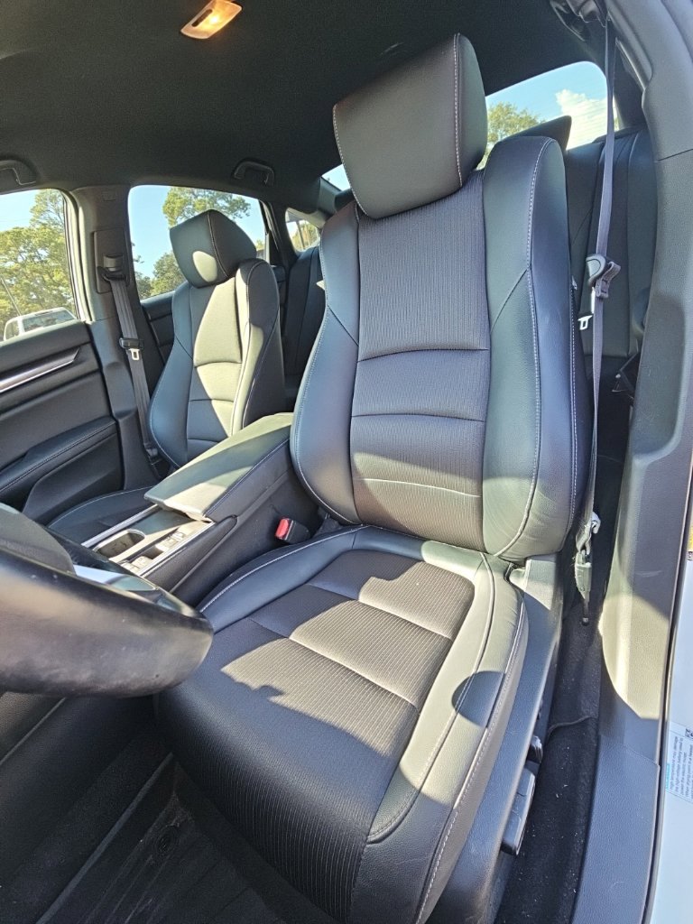 Used 2022 Honda Accord Sport image 27