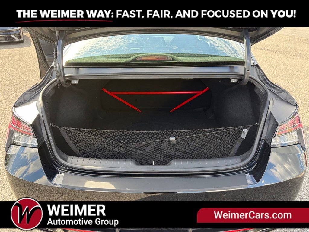Used 2022 Hyundai Elantra N FWD image 31