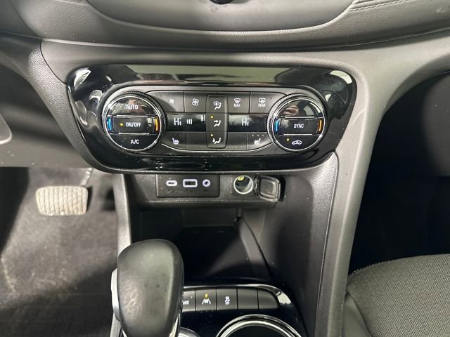 Used 2023 Buick Encore GX Select w/ Experience Buick Package image 23