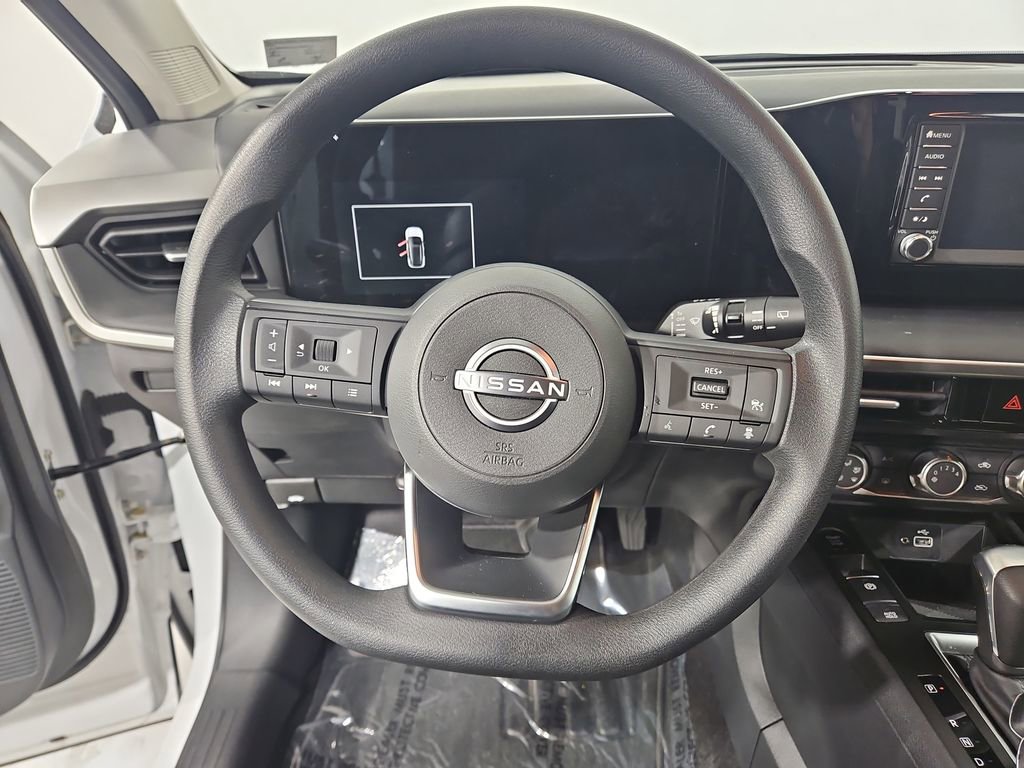 Certified 2025 Nissan Kicks S image 16