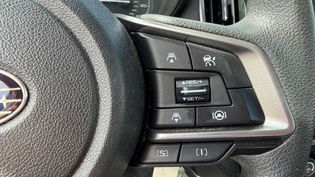 Used 2024 Subaru Forester AWD/4WD image 18