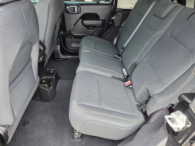 Used 2025 Jeep Wrangler Unlimited Sport AWD/4WD image 11