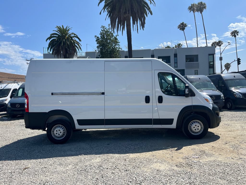 Used 2026 RAM ProMaster 2500 w/ Convenience Group FWD image 4