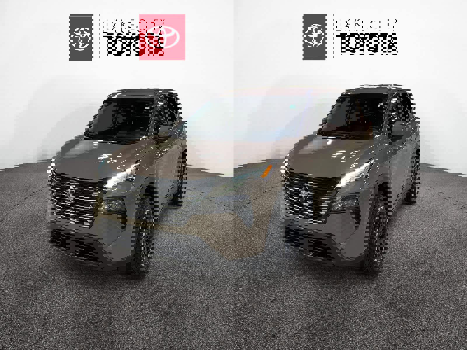 Used 2025 Nissan Rogue SV