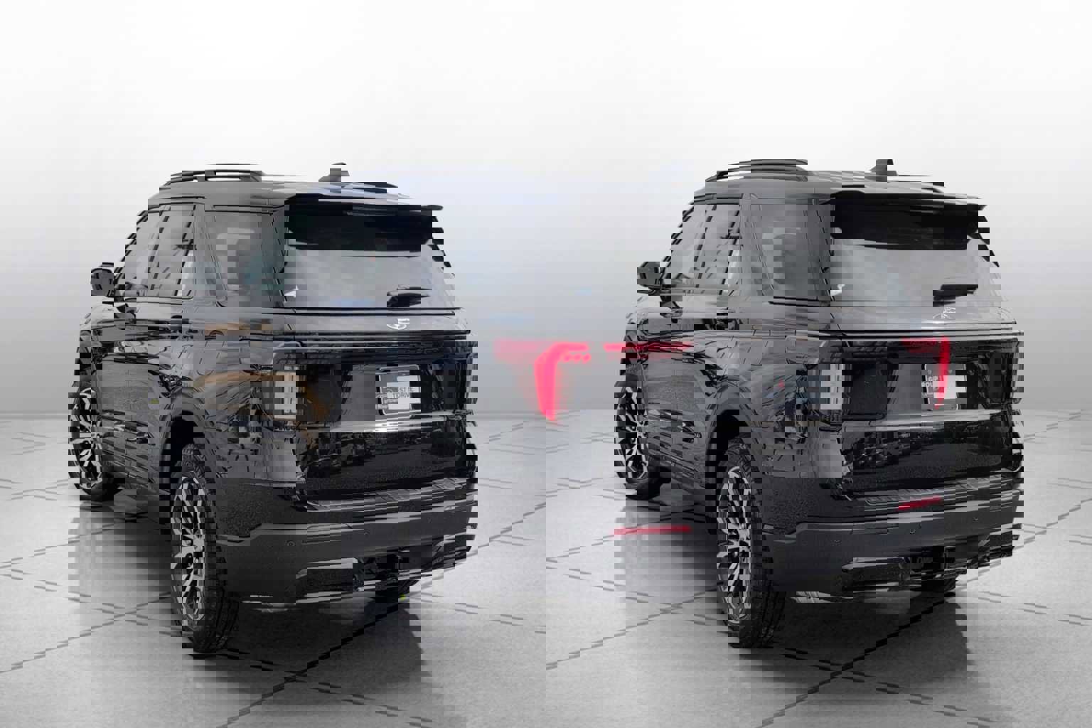 New 2026 Ford Explorer ST-Line RWD image 13