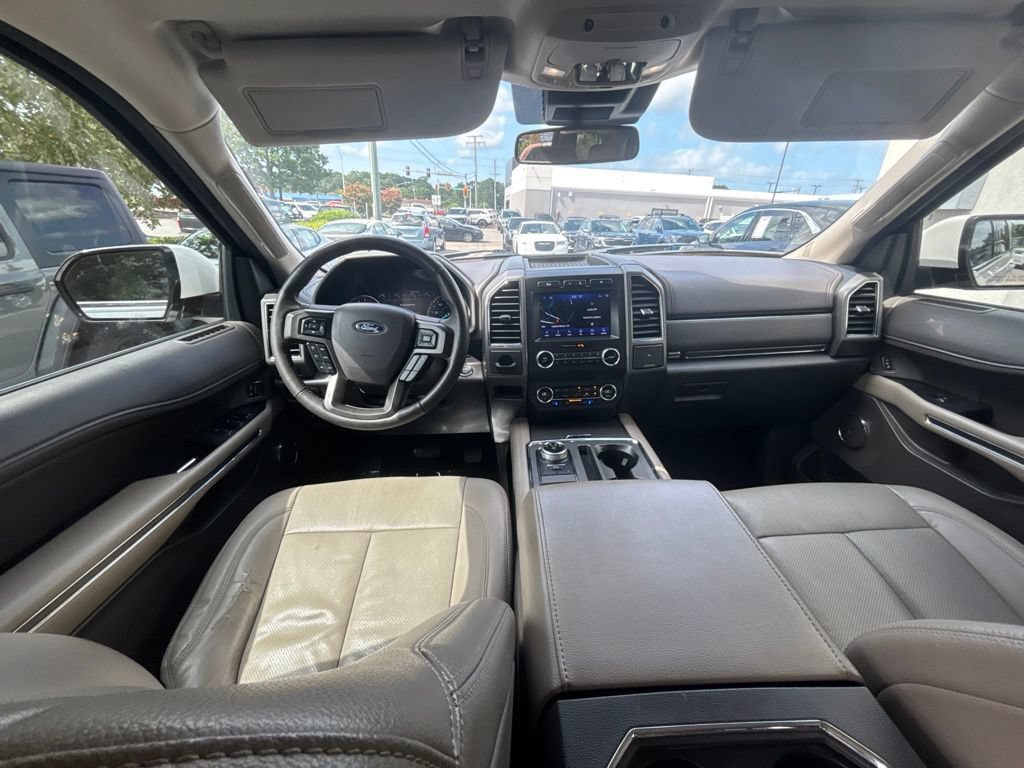 Used 2020 Ford Expedition XLT w/ Equipment Group 202A RWD image 19