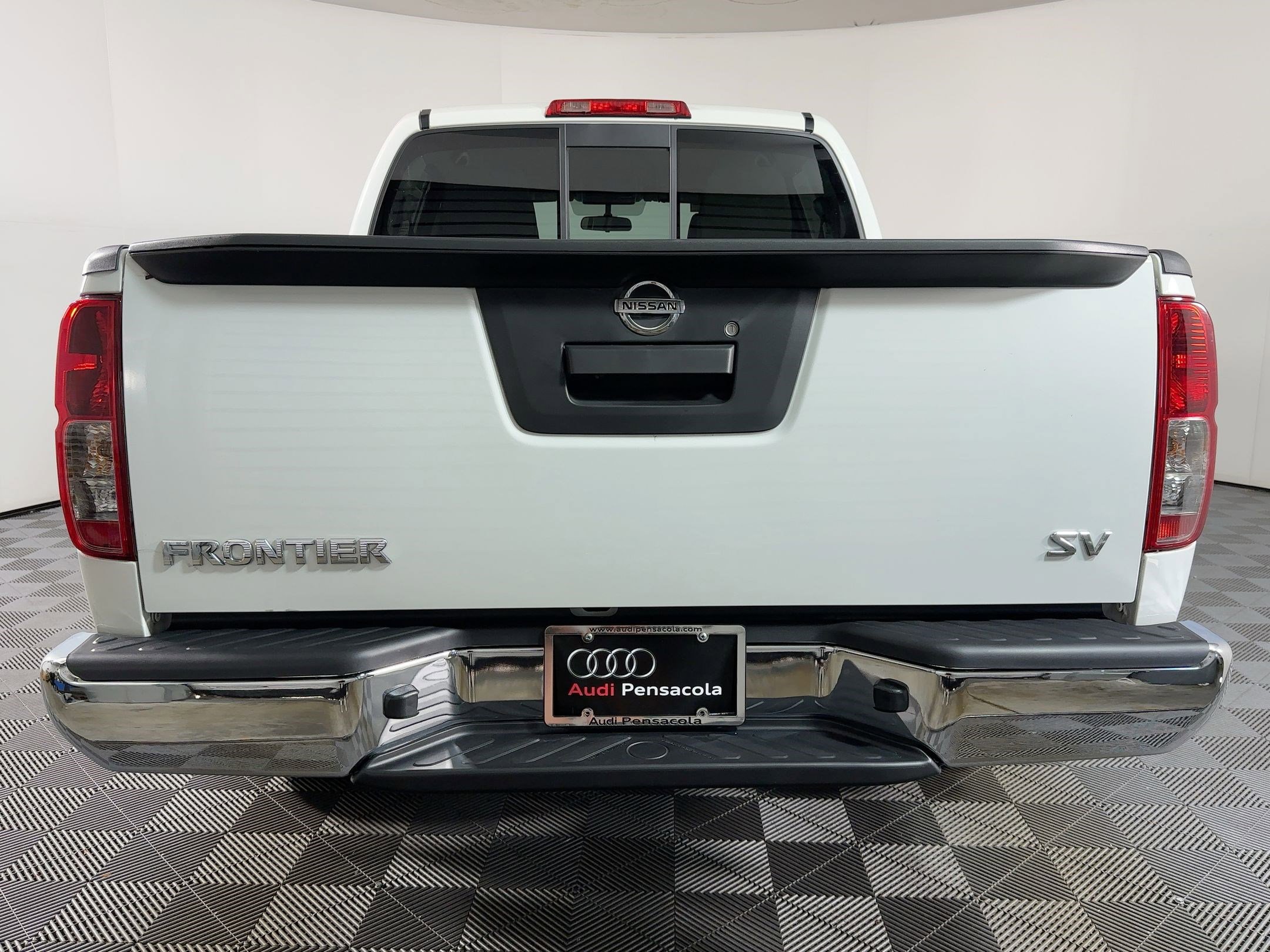 Used 2021 Nissan Frontier SV image 9