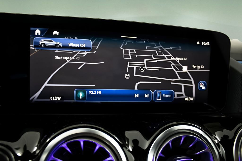 Used 2025 Mercedes-Benz GLA 250 image 27